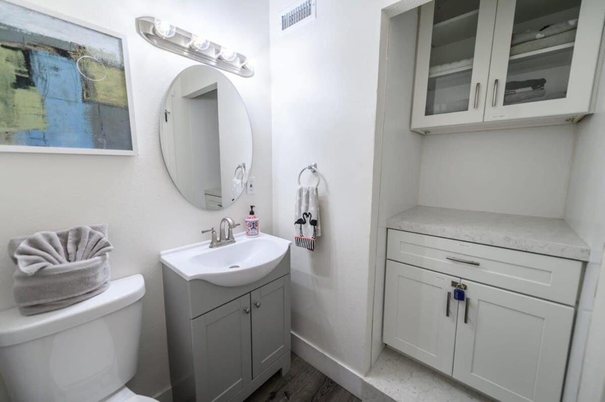 Spacious Disneyland 5 Bedroom 4 Bath House With Game Room Anaheim Exterior photo