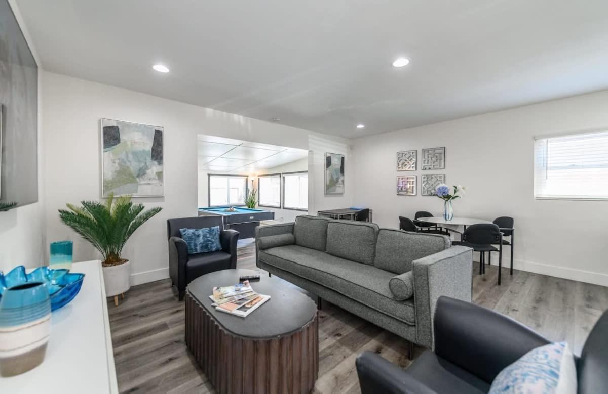 Spacious Disneyland 5 Bedroom 4 Bath House With Game Room Anaheim Exterior photo